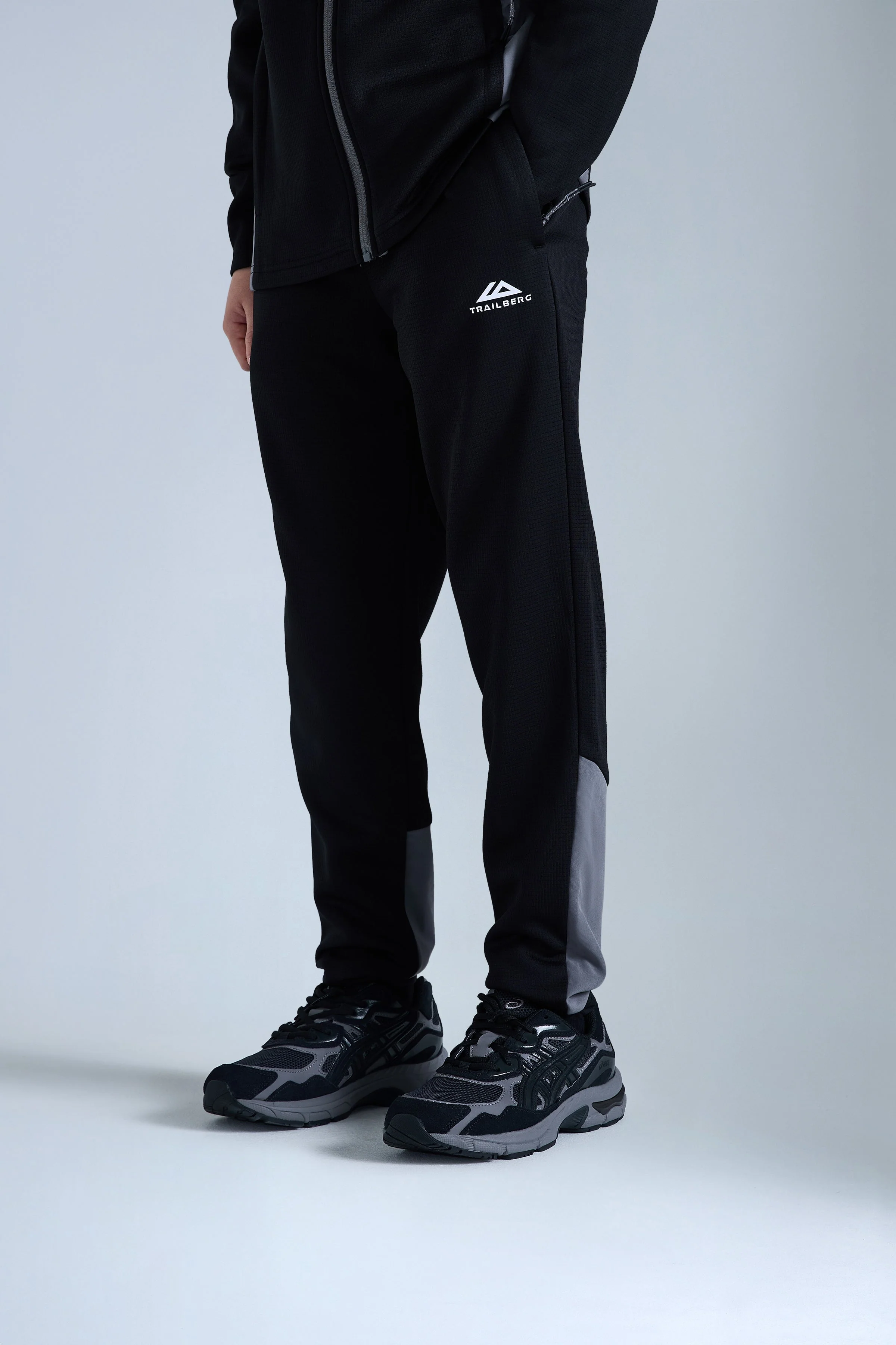 Boys Ice Gridded Fleece Tracksuit - Black/Urban Smoke - Image 7