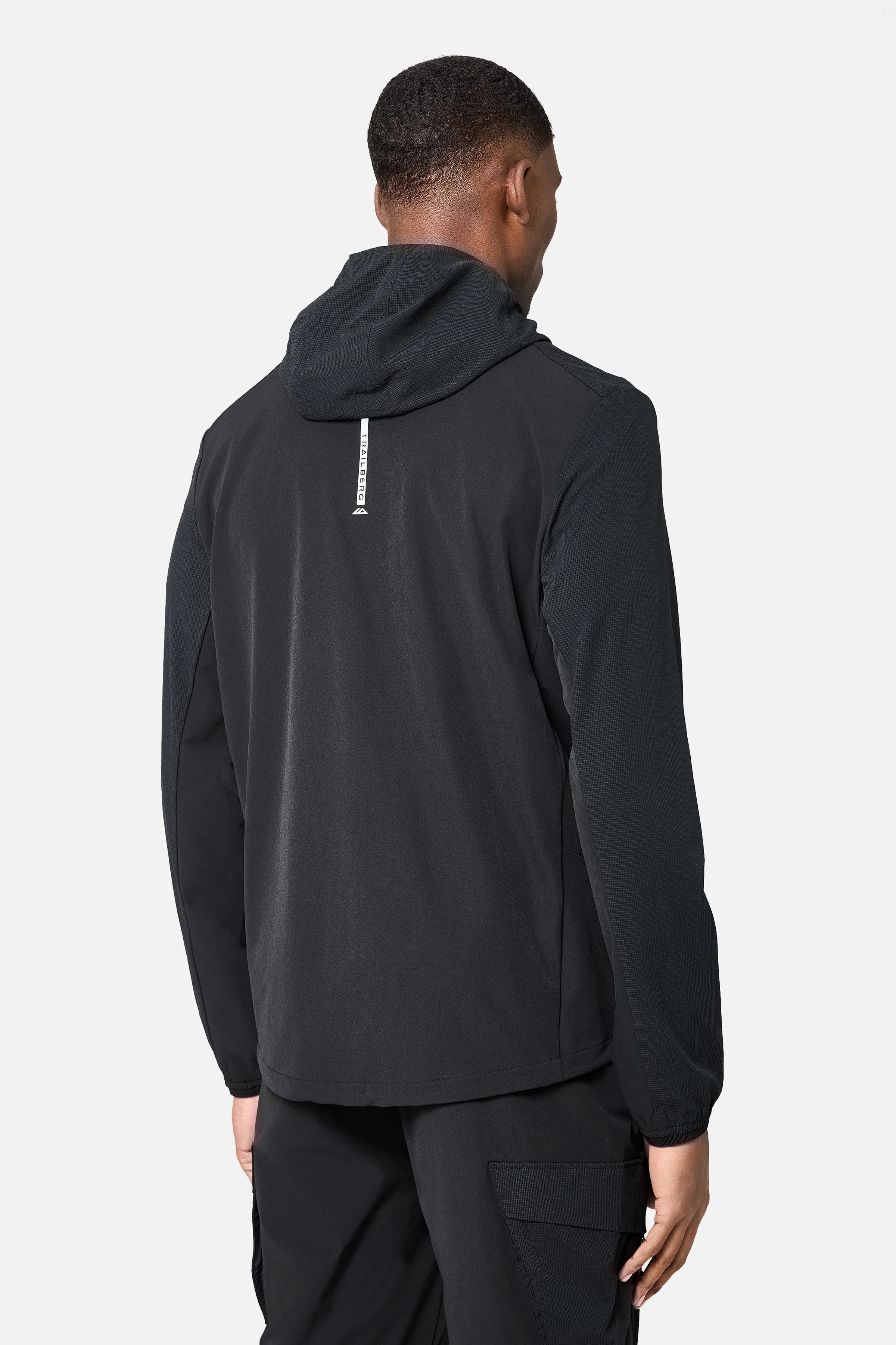 Faltenjura 2.0 Tracksuit - Black - Image 5