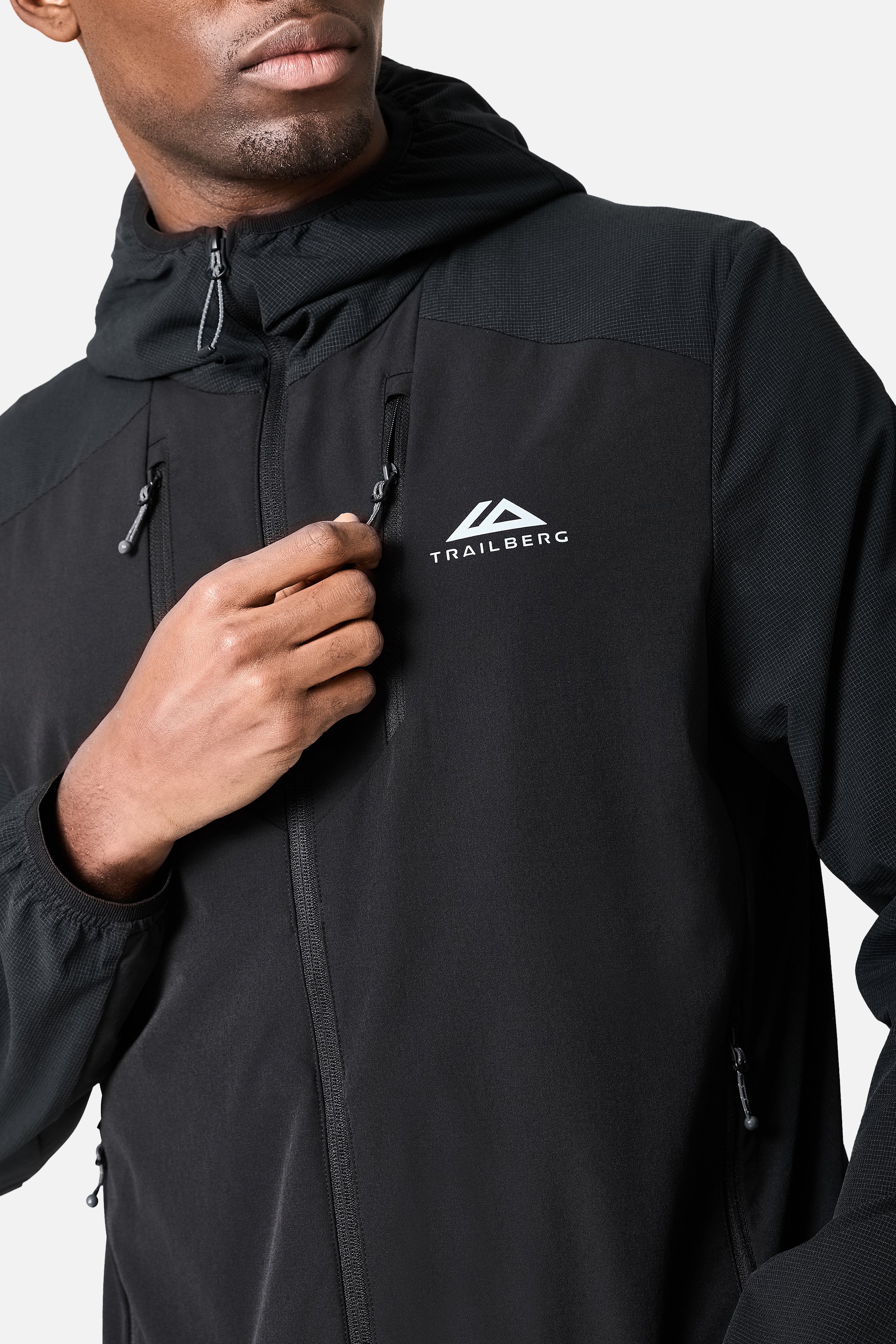 Faltenjura 2.0 Tracksuit - Black - Image 7