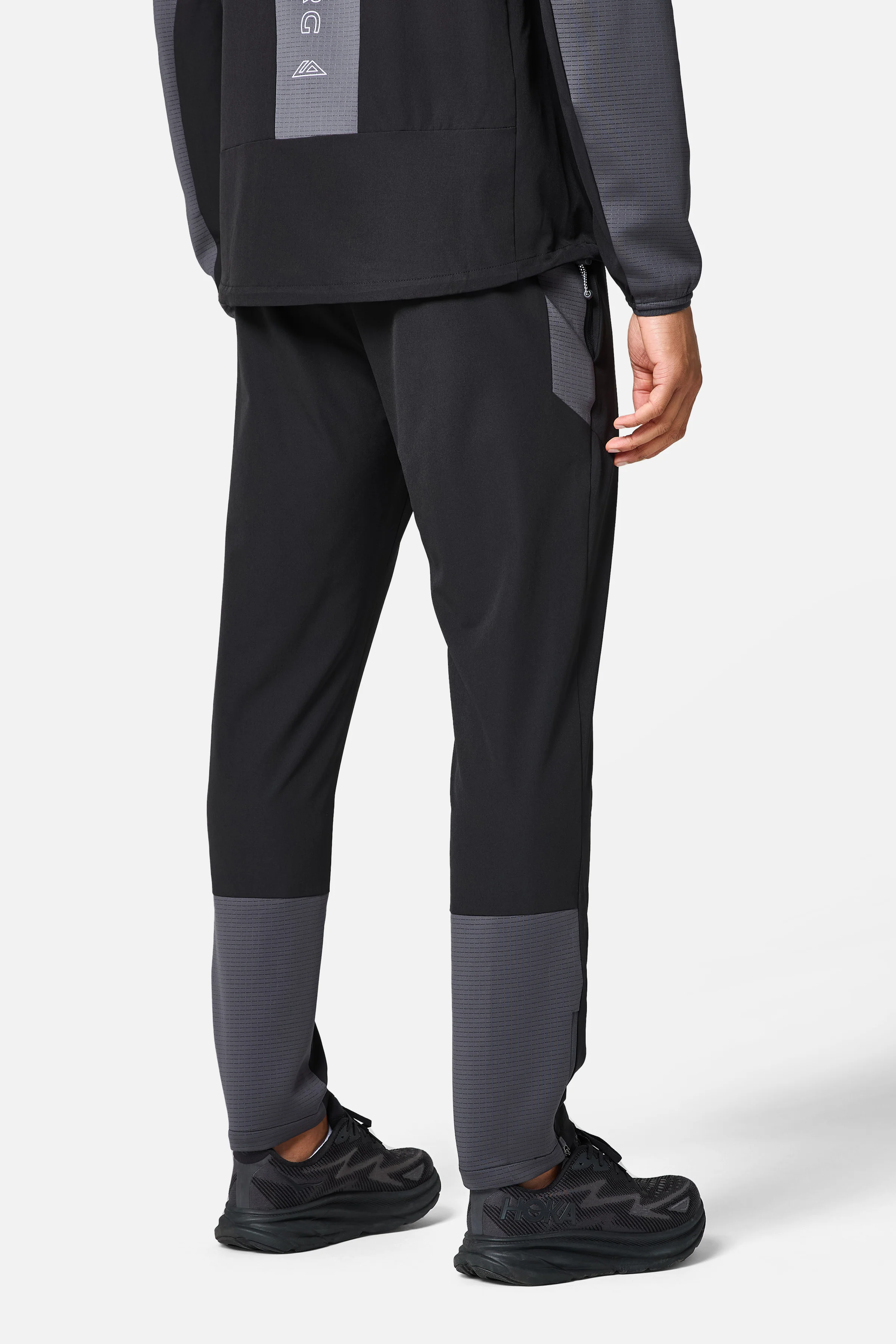 Rapid Dash 2.0 Tracksuit - Black/Volcano Grey - Image 11