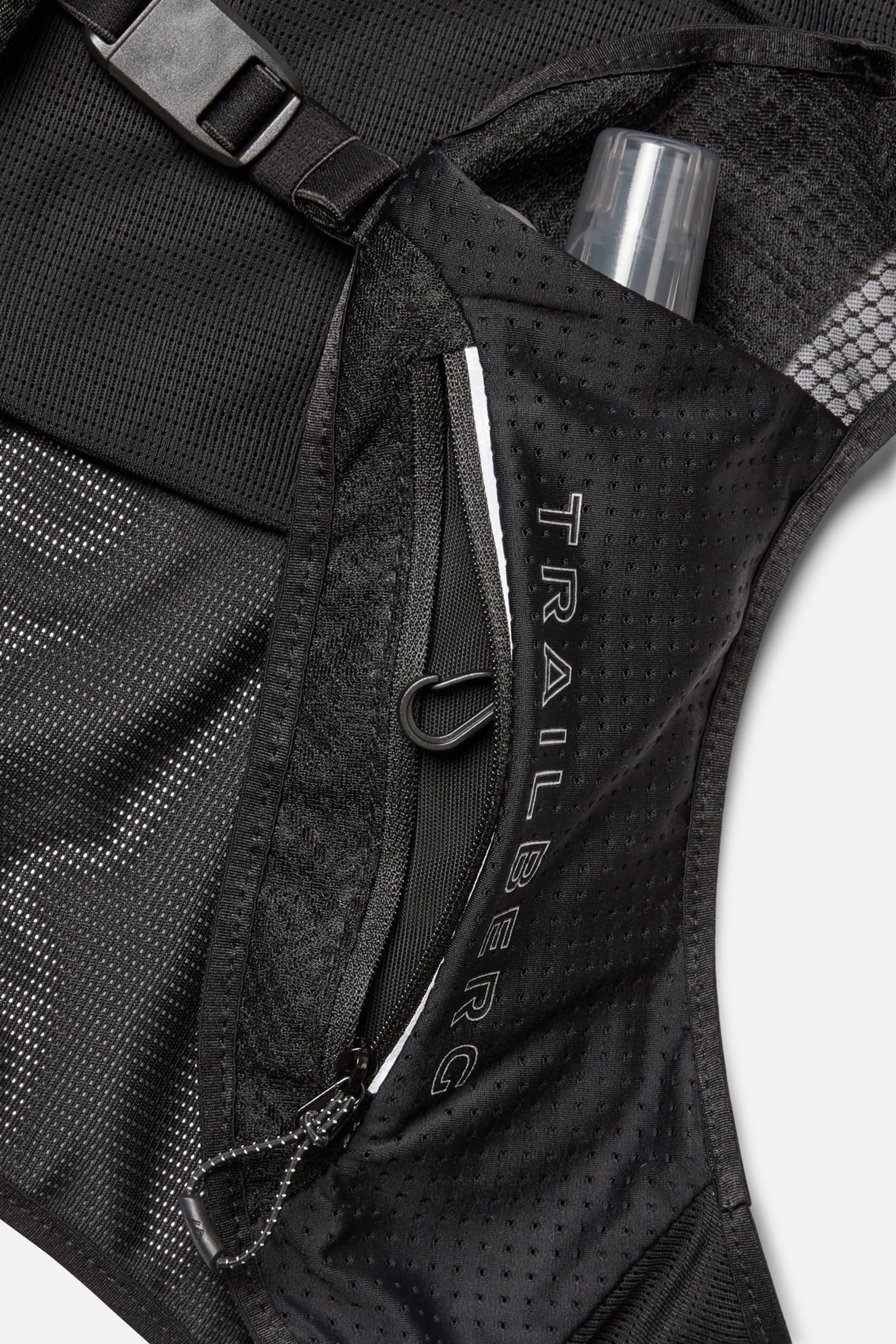 Traverse Hydration Vest - Black - Image 5